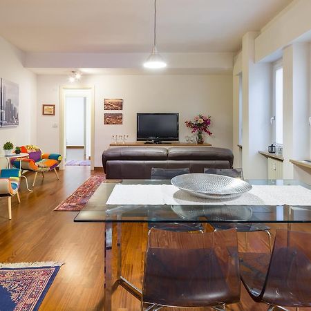 Cattaneo Arena Apartaments Verona Bagian luar foto